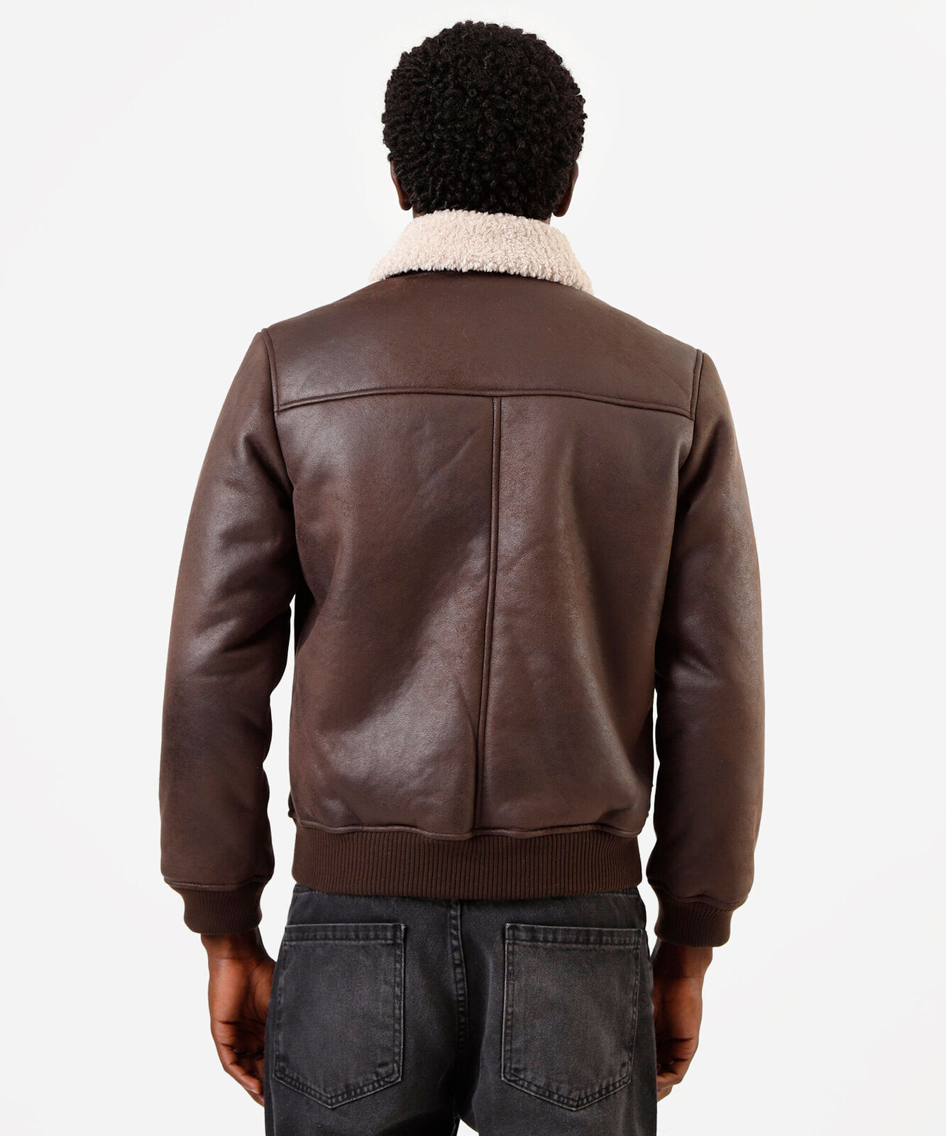 jaqueta bomber masculina de pu com gola em sherpa marrom