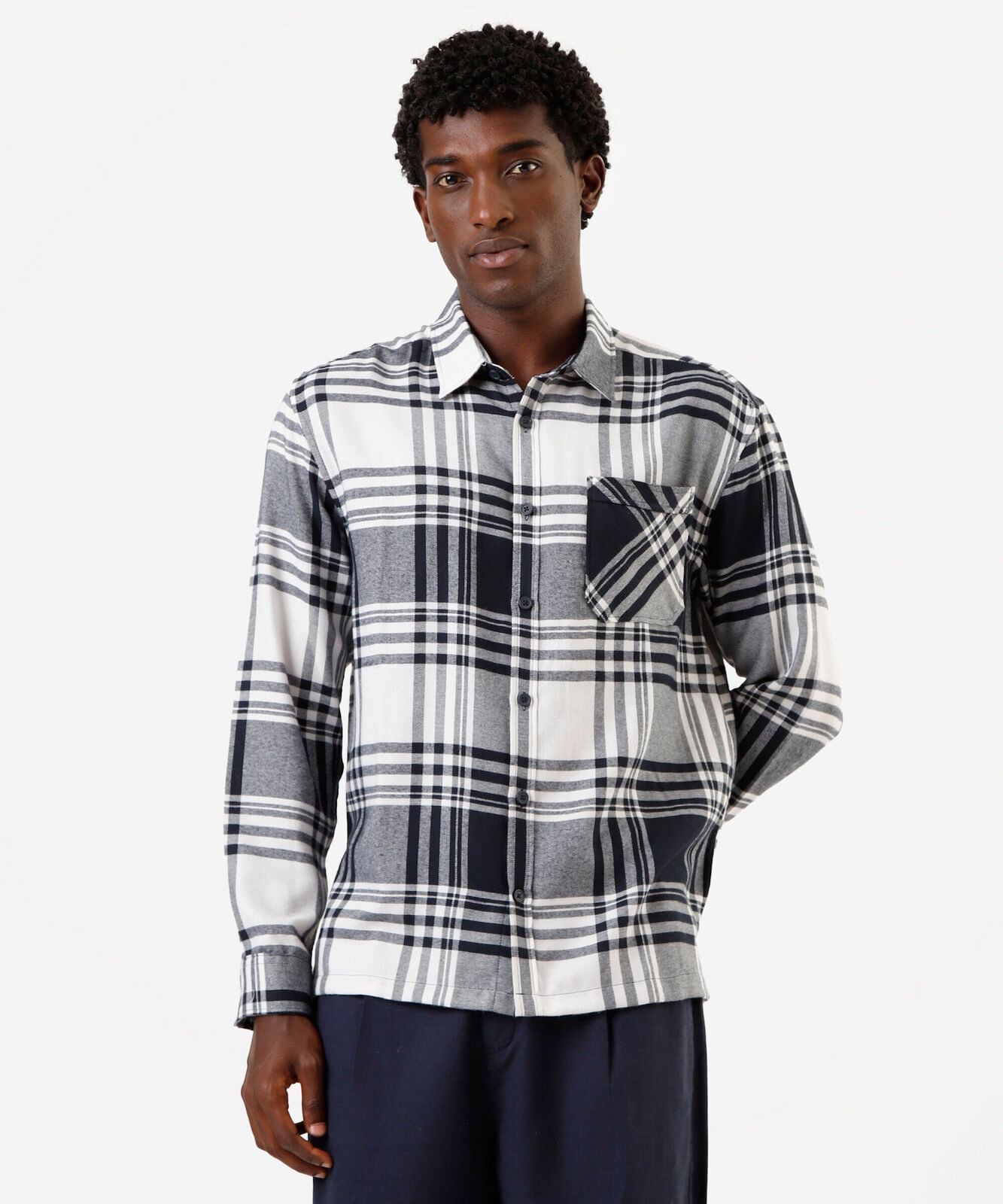 camisa masculina xadrez com mangas longas azul