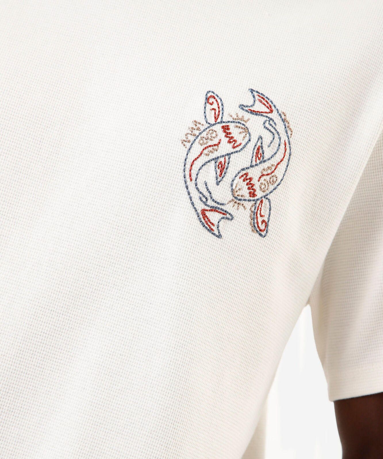 camiseta masculina de algodão texturizada com bordado off white