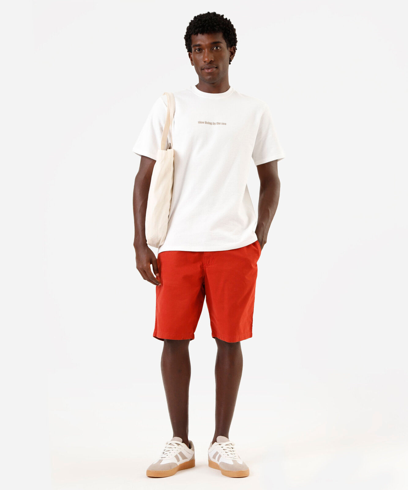 camiseta masculina de algodão texturizada estampada off white