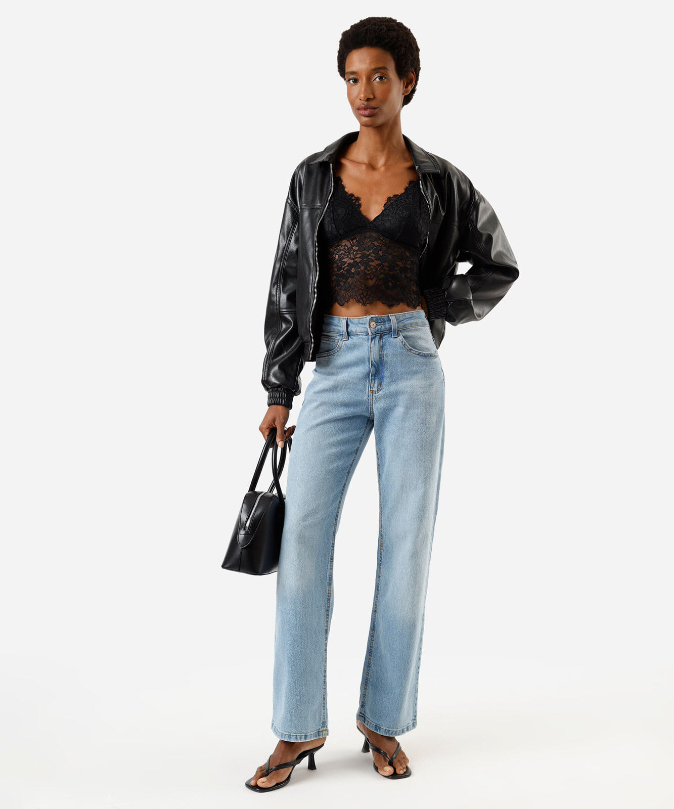 sutiã cropped triângulo feminino de renda floral preto