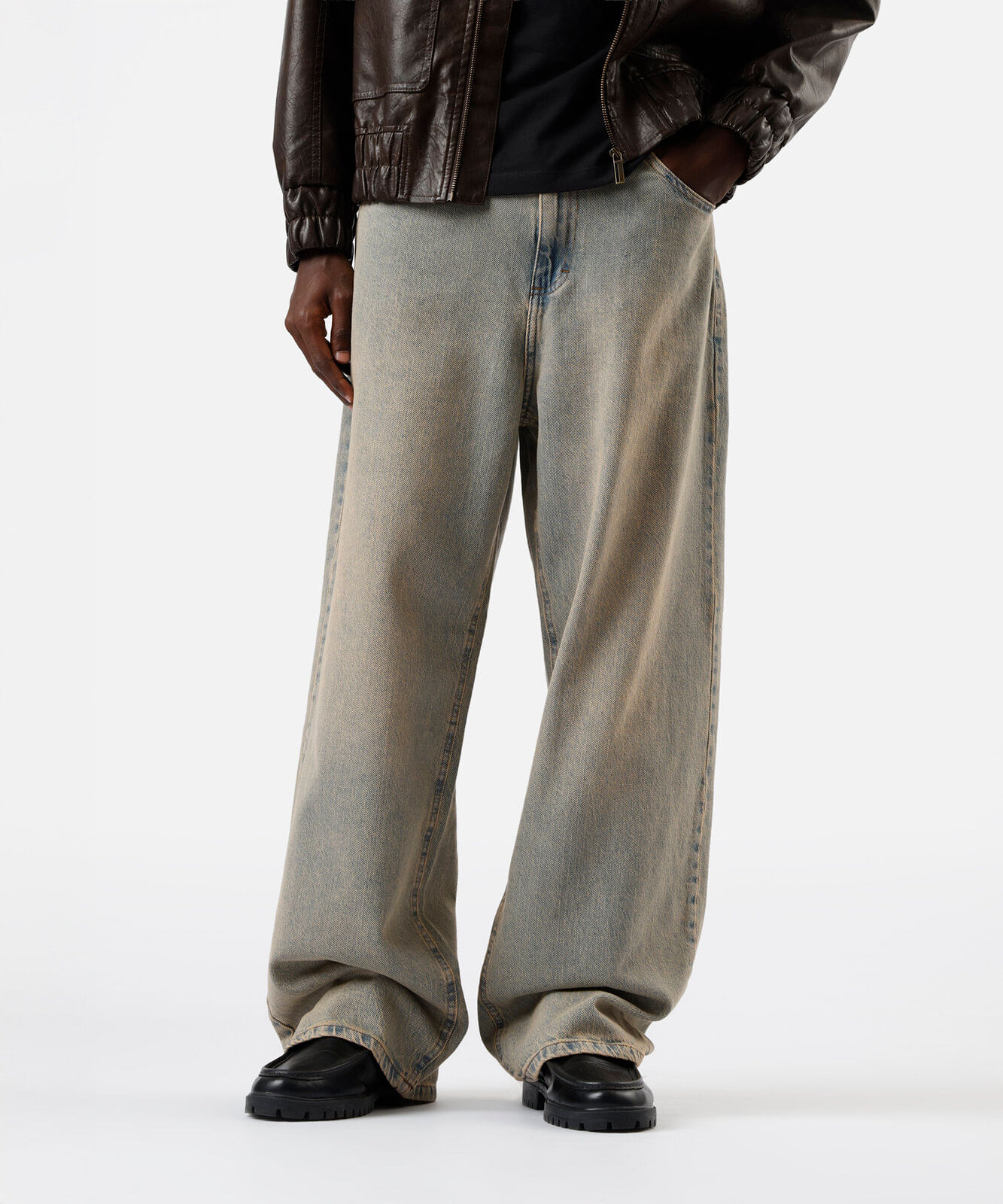 calça jeans masculina super baggy marrom
