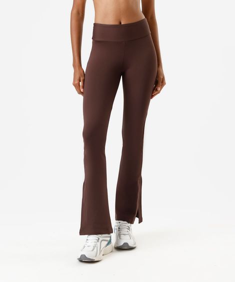 calça flare esportiva feminina de poliamida com fendas marrom