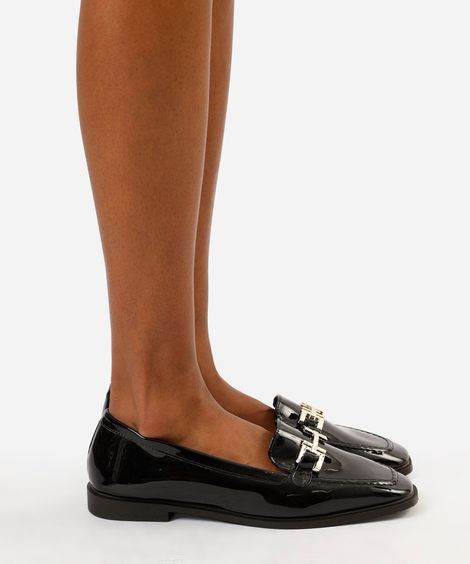 mocassim bico quadrado com fivela preto
