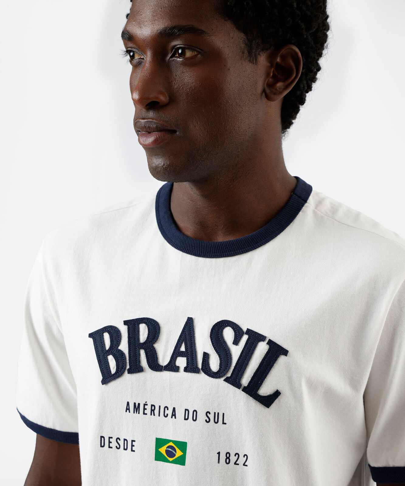 camiseta masculina de algodão brasil bicolor off white
