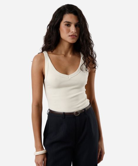 regata básica feminina canelada bege