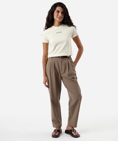 calça reta de alfaiataria feminina com pregas risca de giz  bege