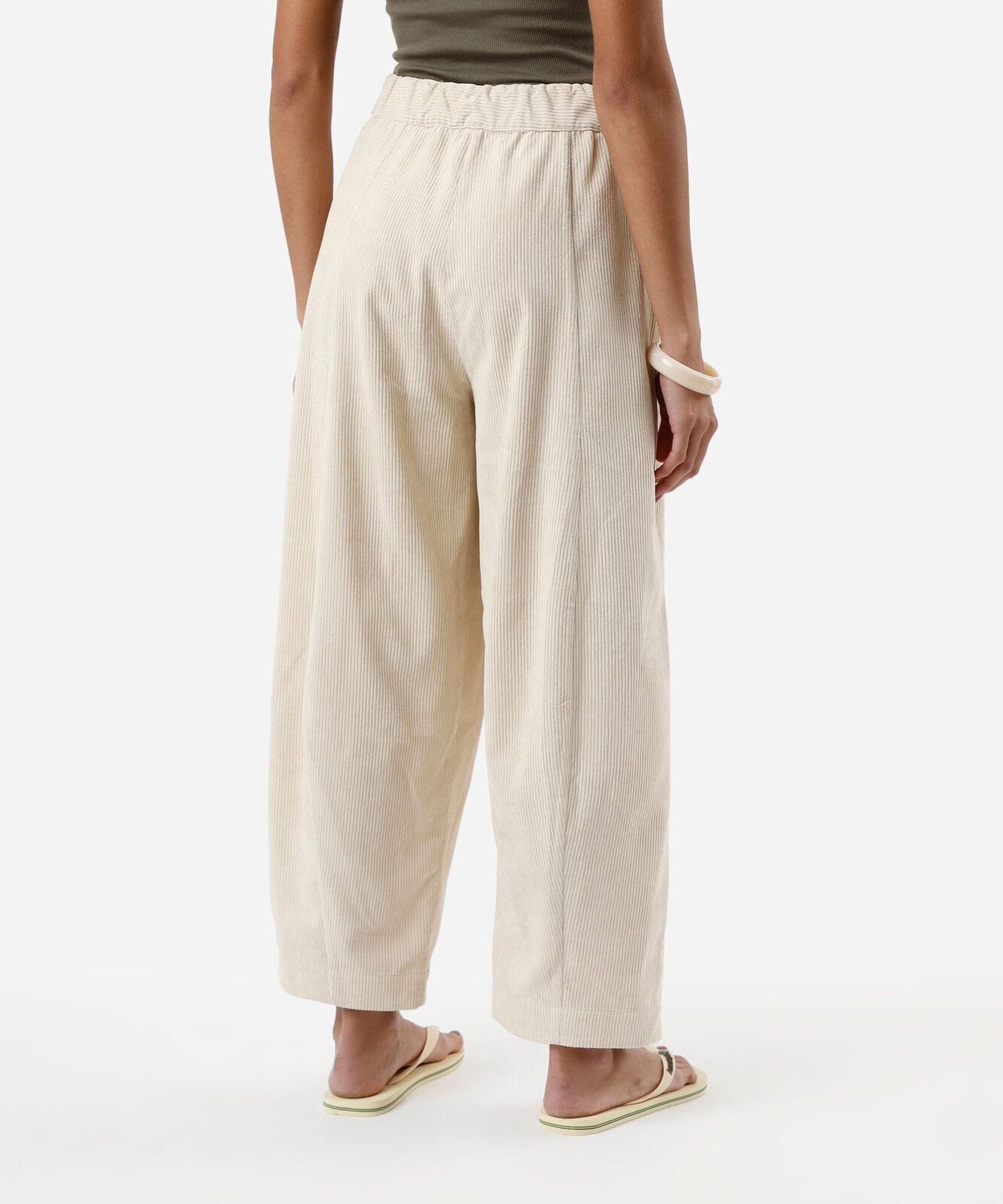 calça balloon feminina de veludo cotelê cós elástico off white
