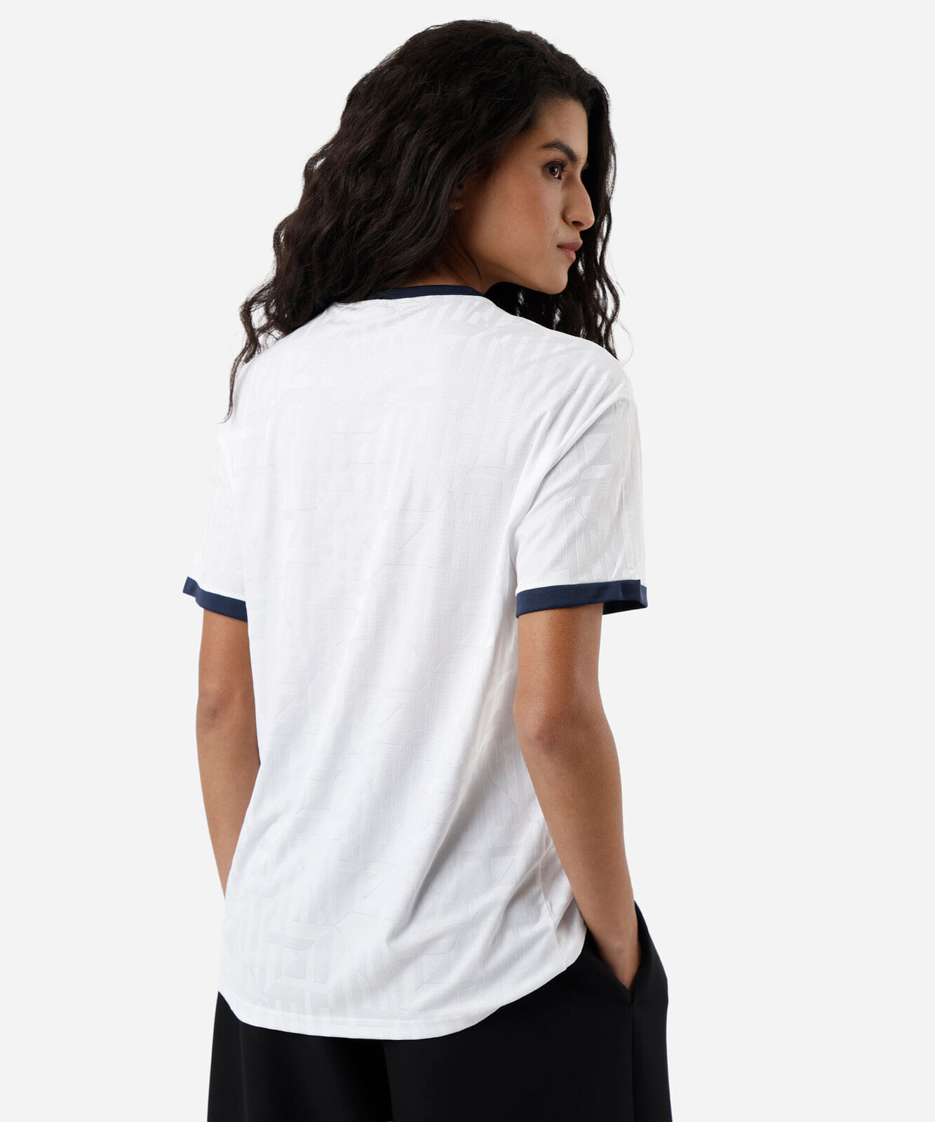camiseta esportiva feminina manga curta brasil branca