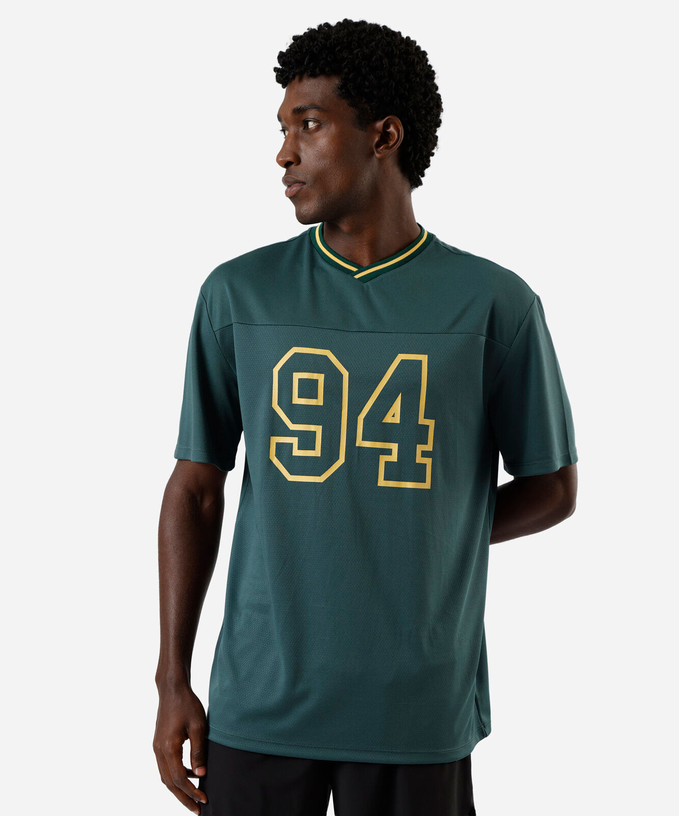 camiseta esportiva masculina  gola v manga curta estampada verde