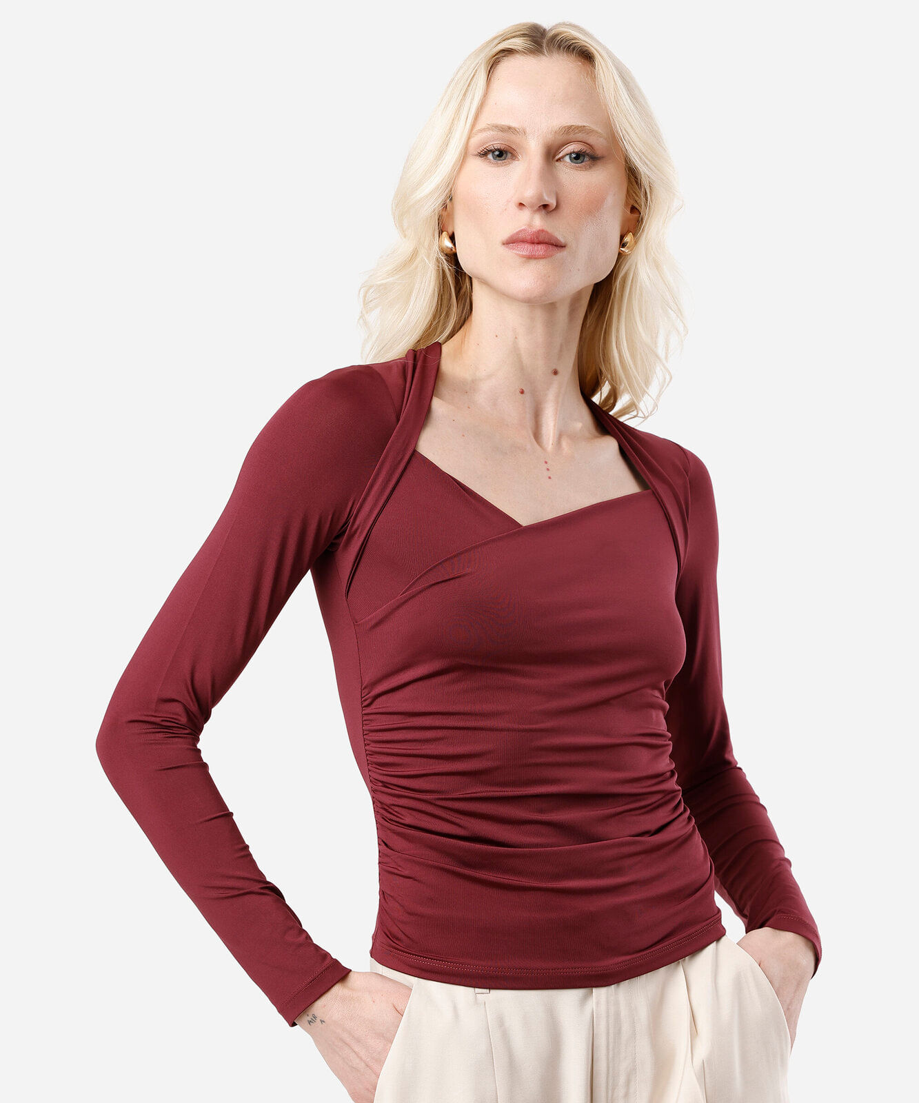 blusa feminina decote v manga longa franzida vinho