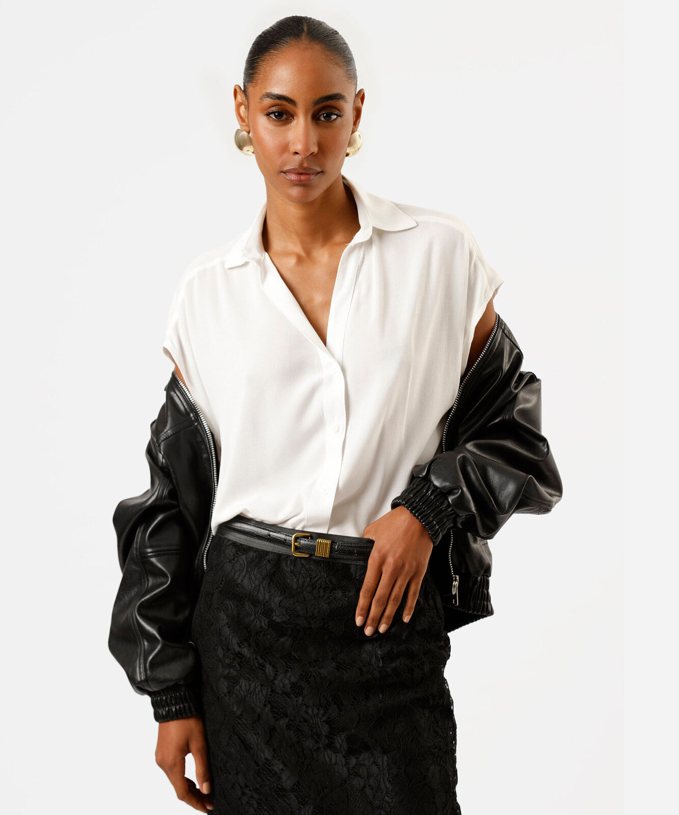 camisa feminina de viscose manga curta off white