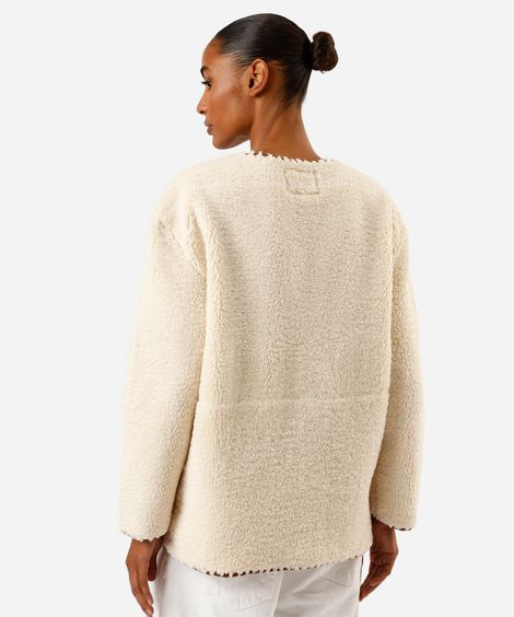 casaco feminino de pelúcia com bolsos bege