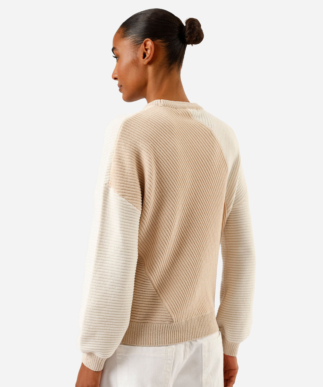 suéter feminino de tricot canelado bicolor bege