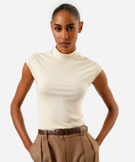 blusa muscle tee feminina gola alta canelada básica bege