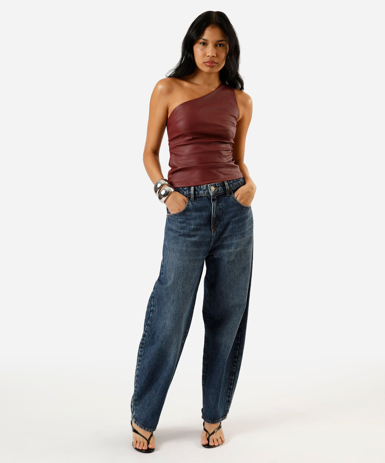 blusa ombro único feminina de pu franzida vinho