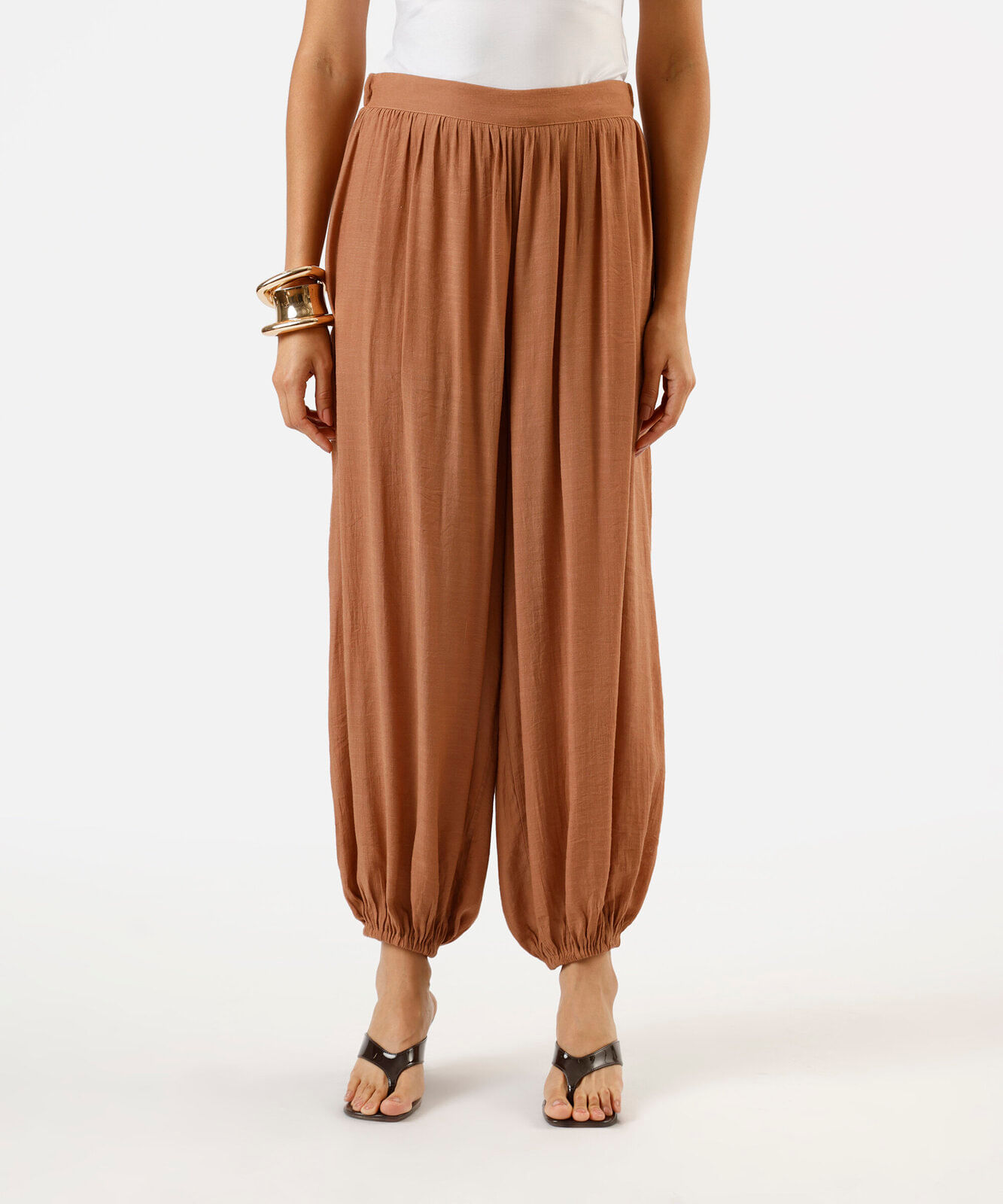 calça aladim feminina com viscose texturizada marrom
