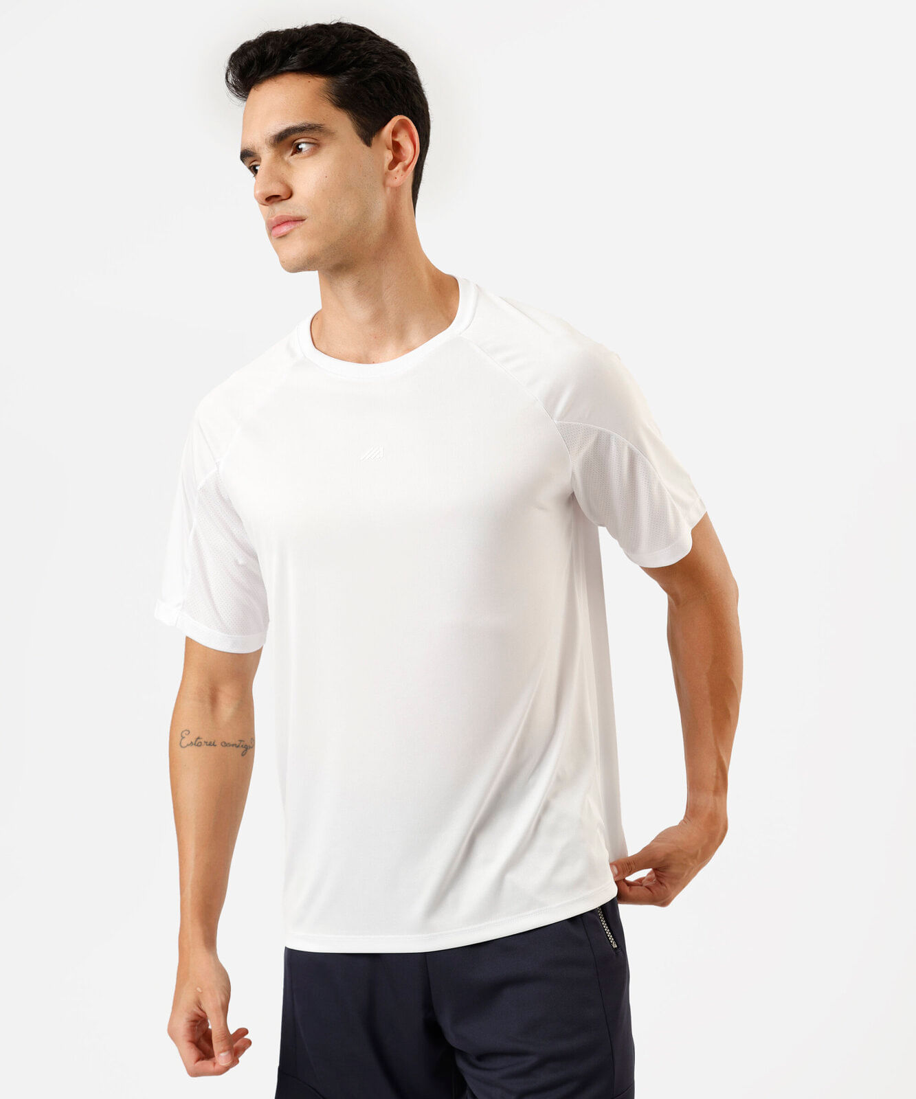 camiseta esportiva masculina manga curta branca