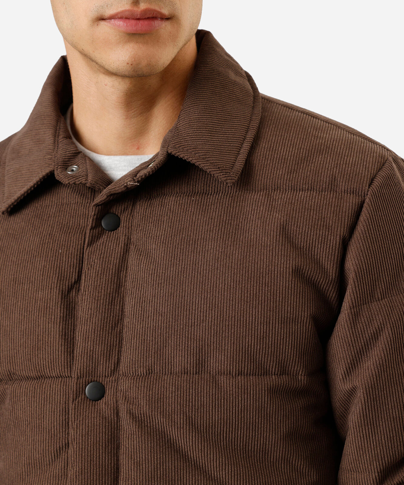 jaqueta puffer masculina de veludo cotelê marrom