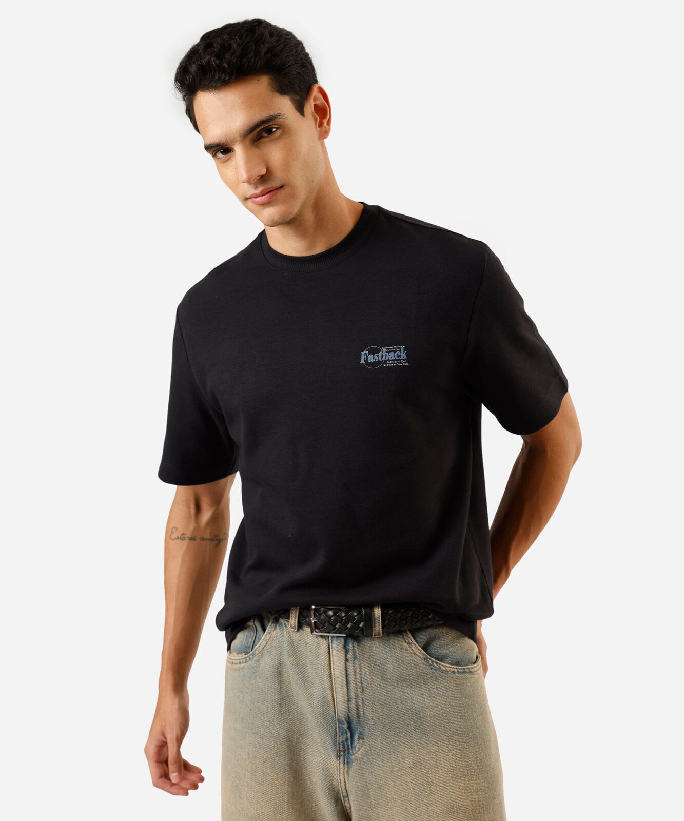 camiseta masculina com algodão manga curta estampada preta