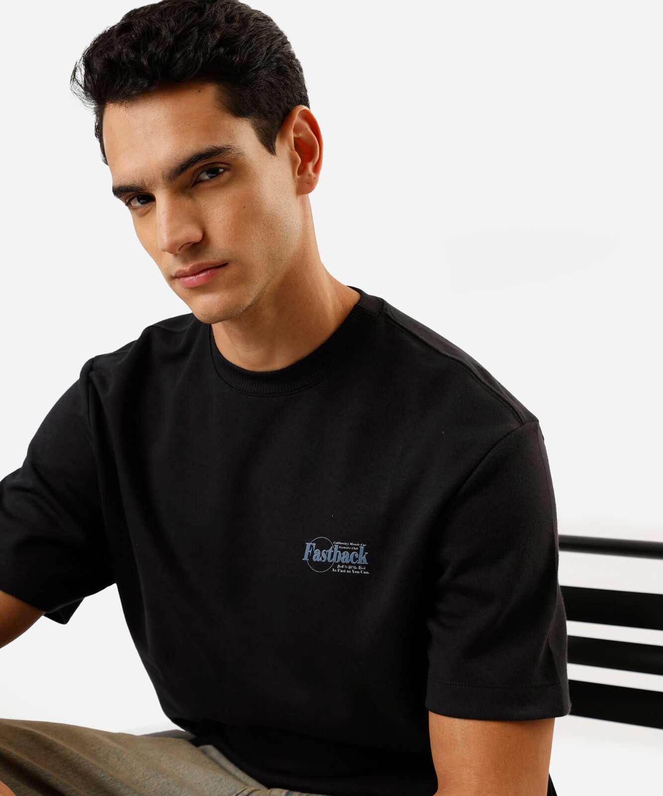 camiseta masculina com algodão manga curta estampada preta