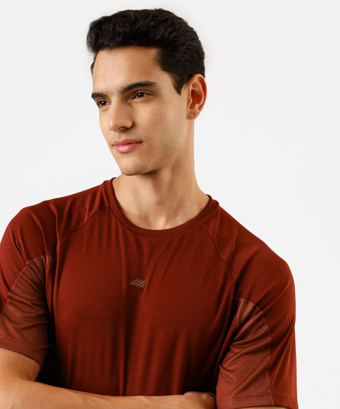 camiseta esportiva masculina manga curta vinho