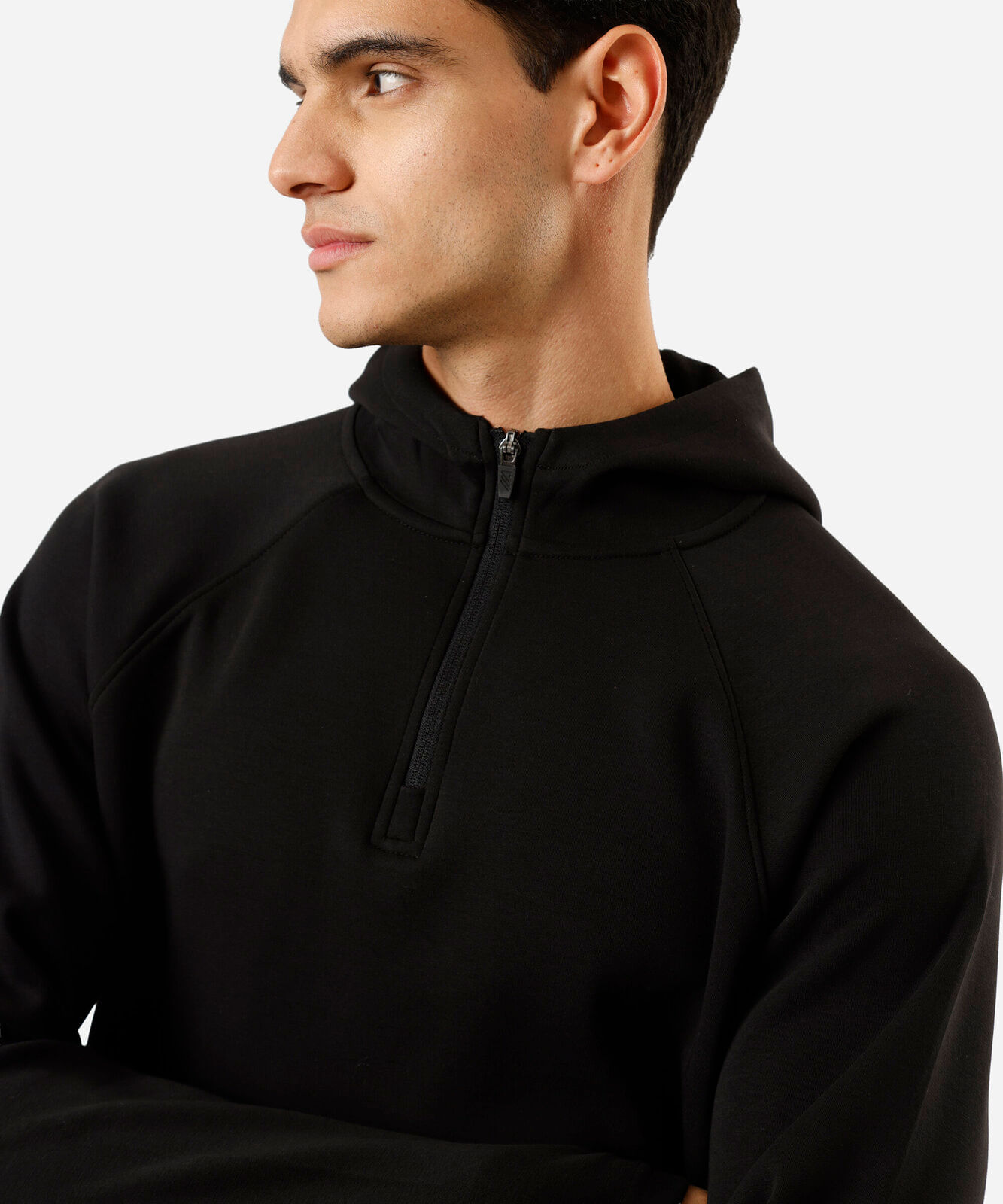 blusão esportivo masculino com capuz e zíper preto