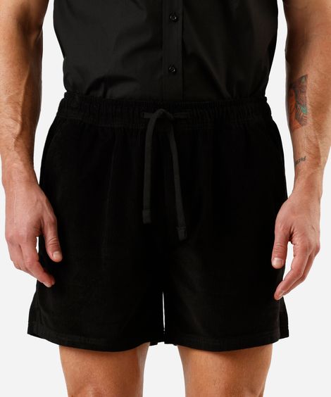 short de veludo cotelê com bolsos preto