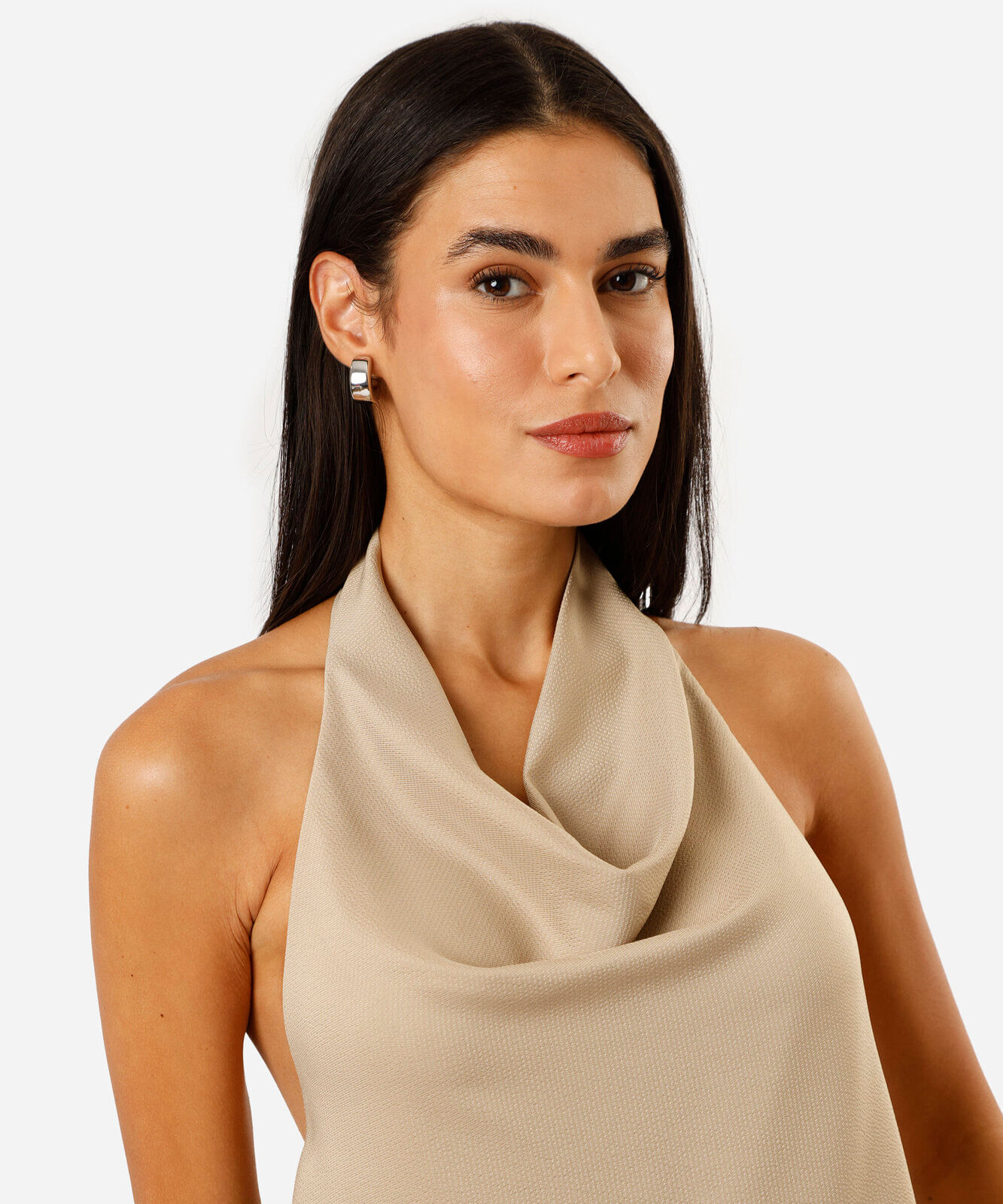 blusa frente única feminina acetinada bege
