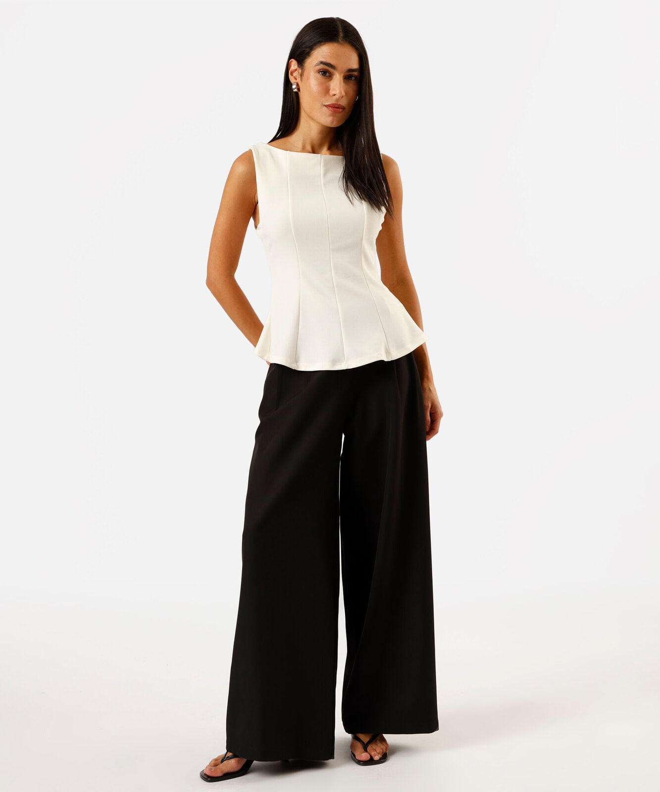 regata peplum feminina decote canoa com recortes off white