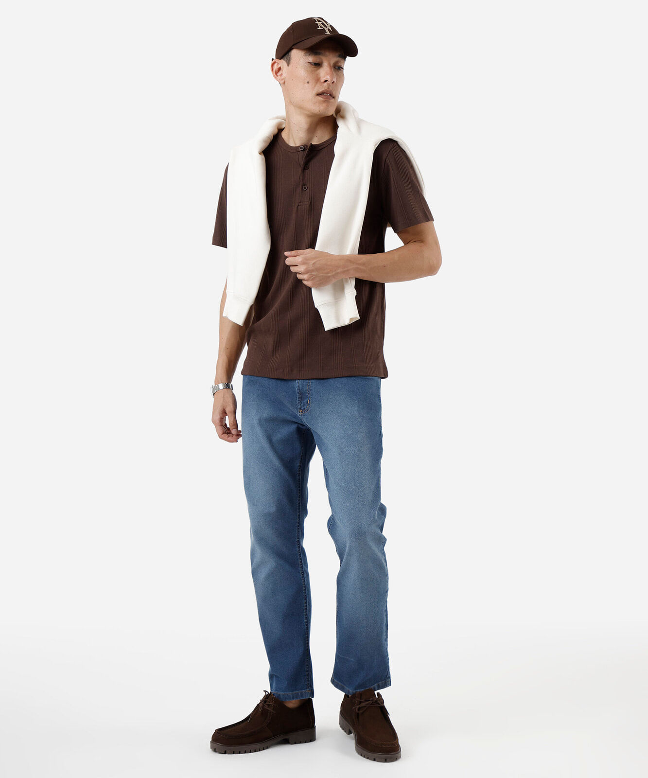 camiseta slim masculina canelada marrom