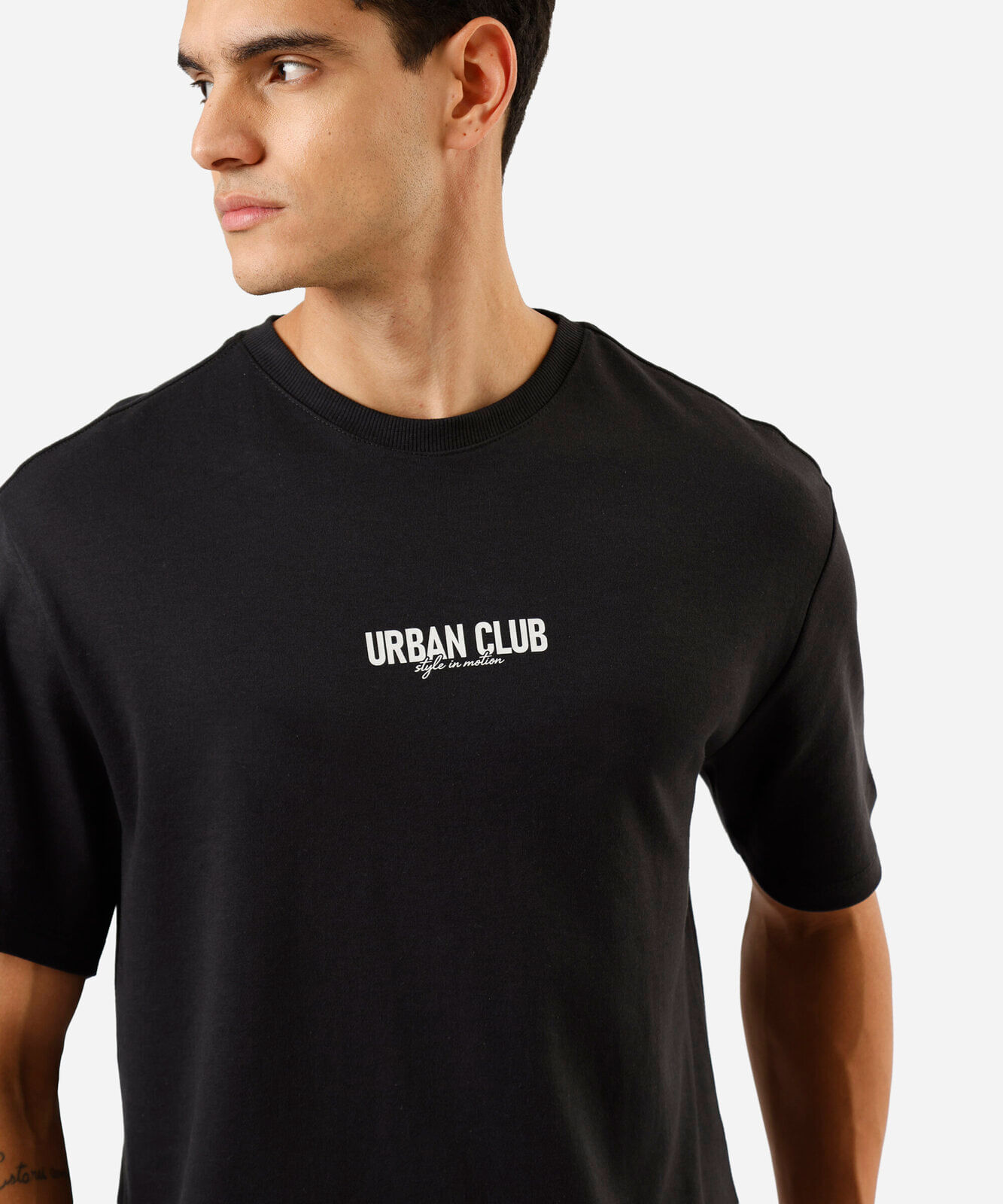 camiseta masculina com algodão manga curta estampada preta