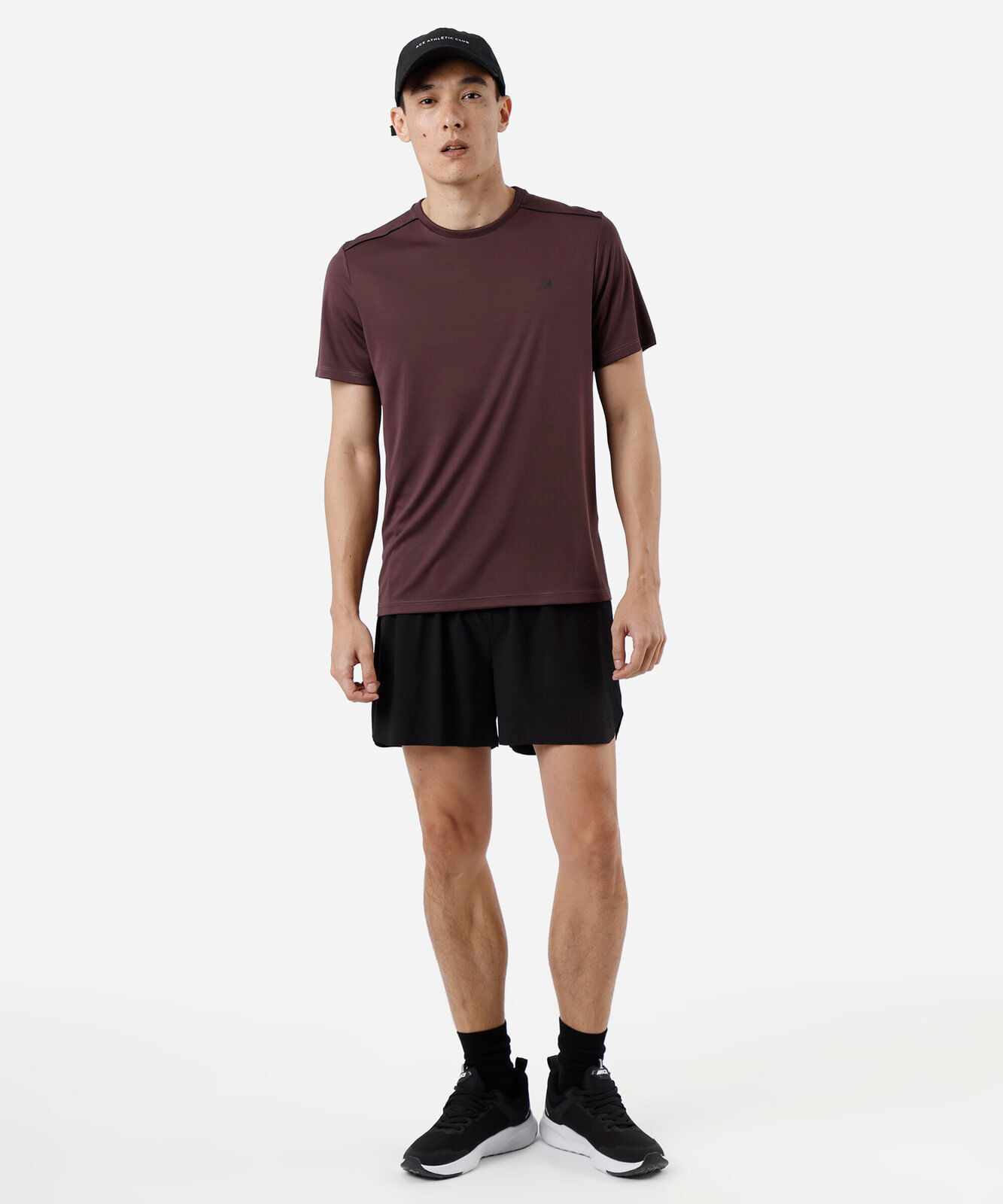 camiseta esportiva masculina manga curta com nervuras vinho