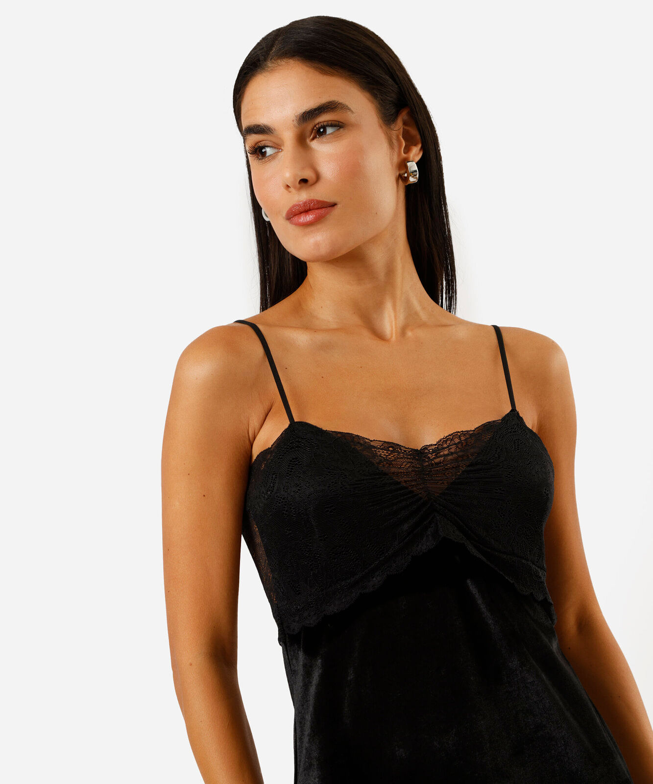 vestido midi alça fina feminino de veludo com renda preto