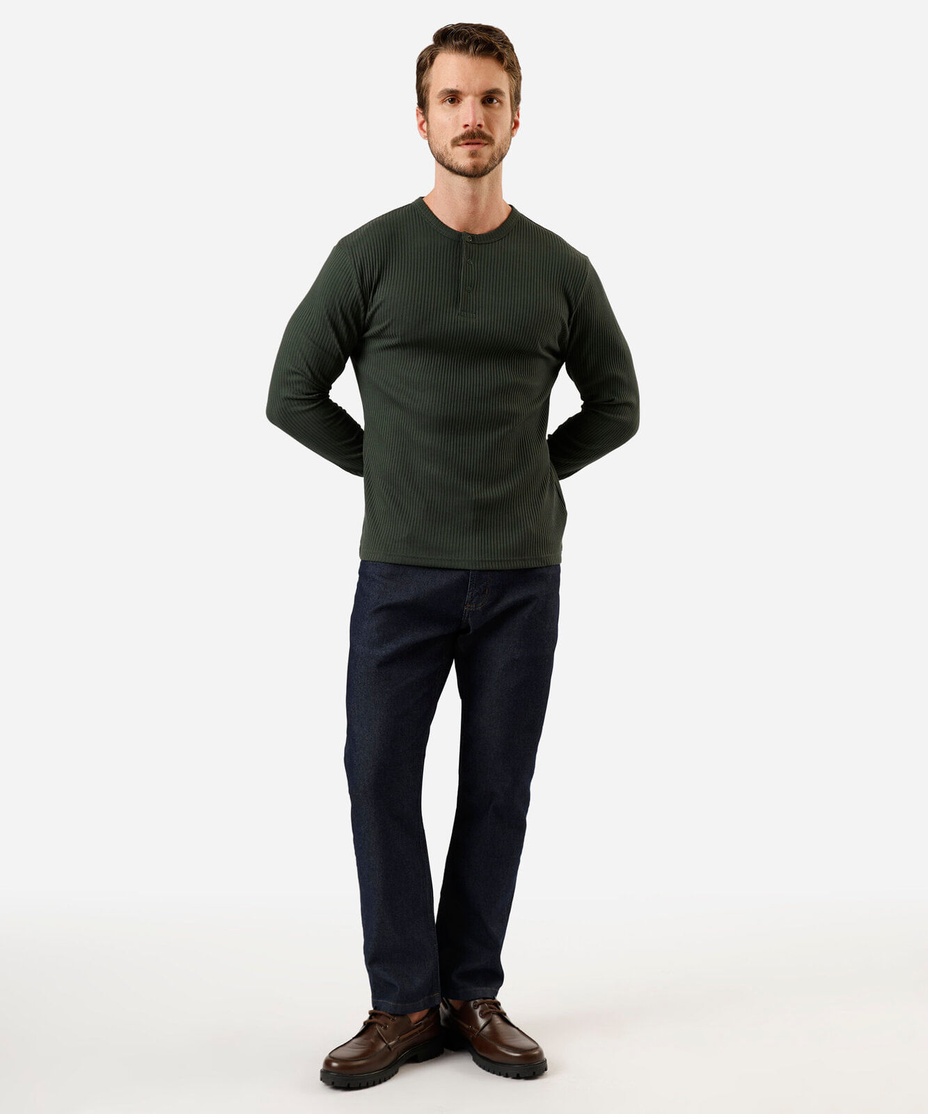 camiseta masculina canelada verde