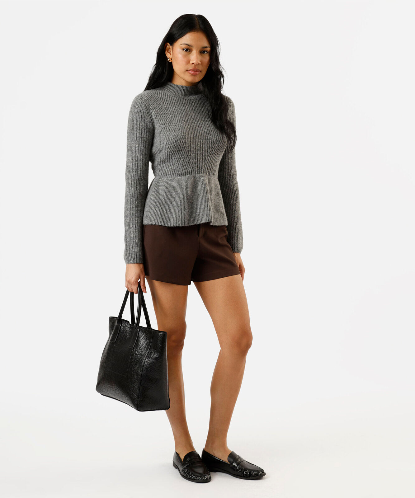 suéter peplum feminino de tricot canelado cinza