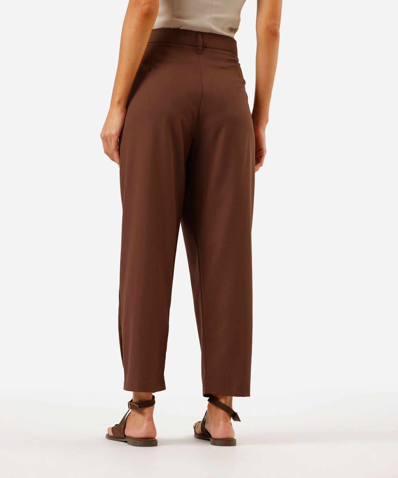 calça balloon de alfaiataria feminina cintura alta marrom