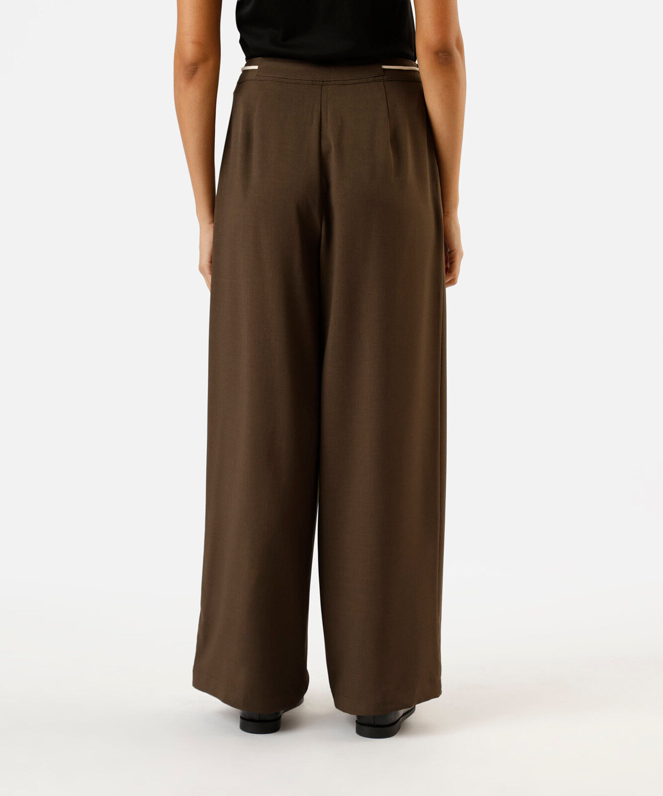 calça wide leg feminina com cordão marrom
