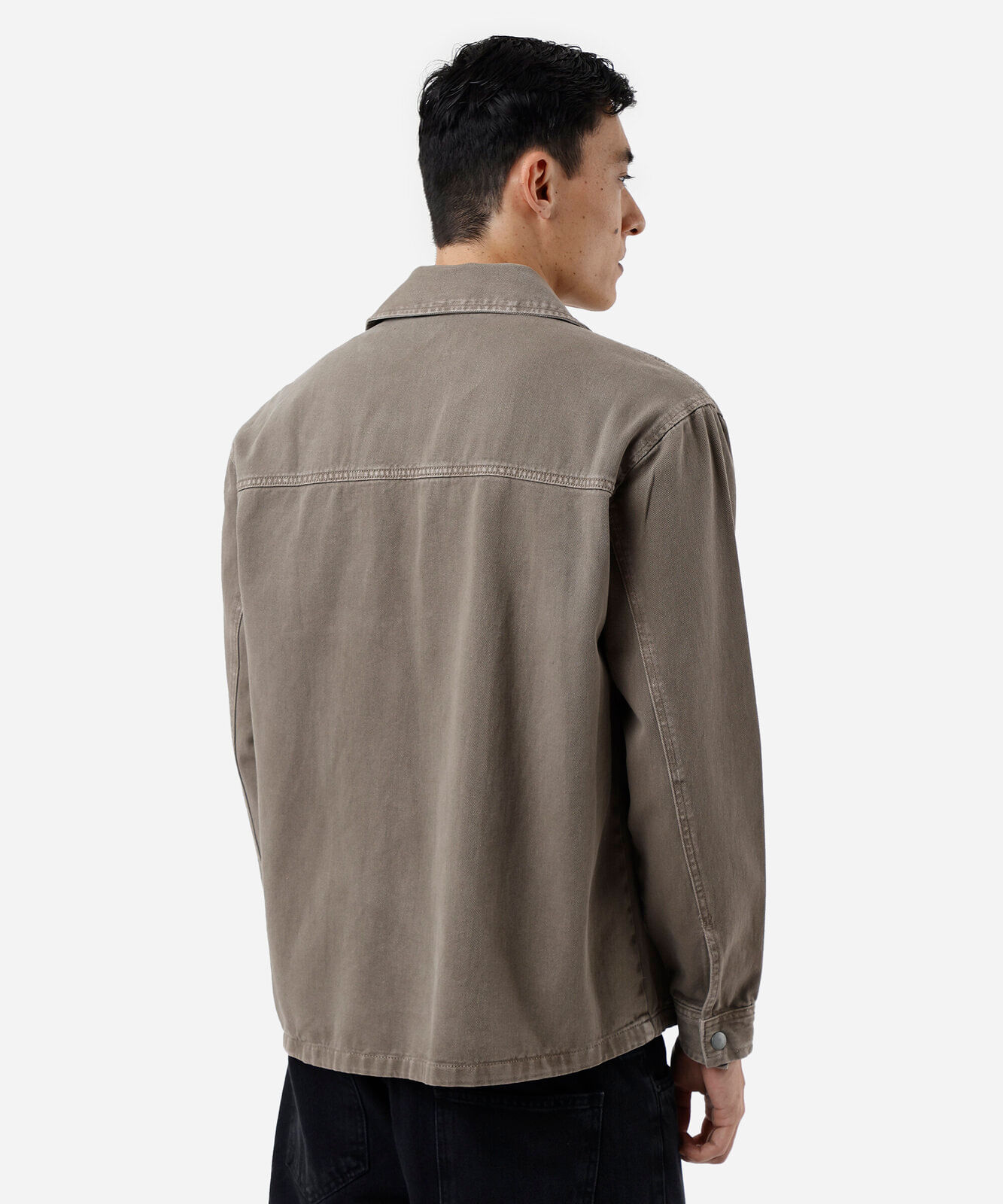 camisa oversized masculina de sarja manga longa estonada marrom