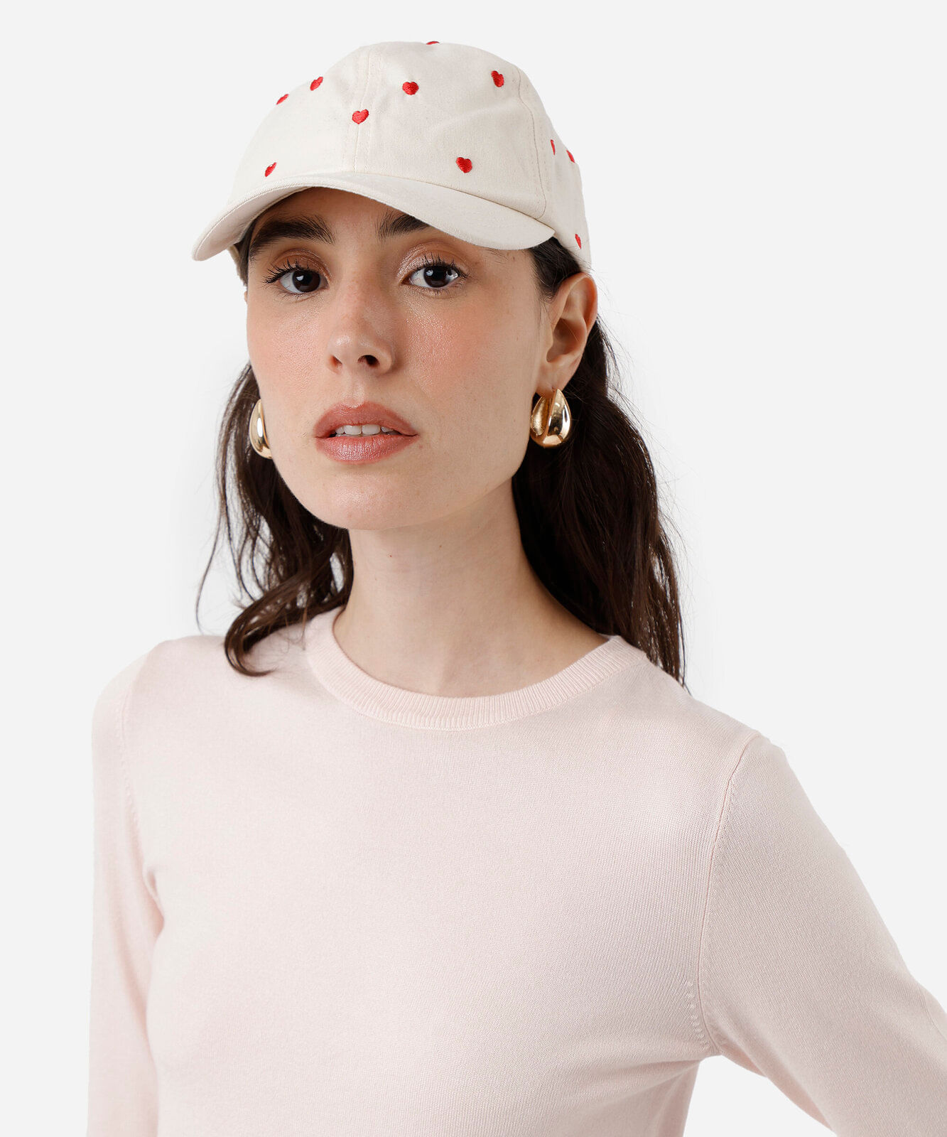 boné aba curva de sarja bordado corações off white