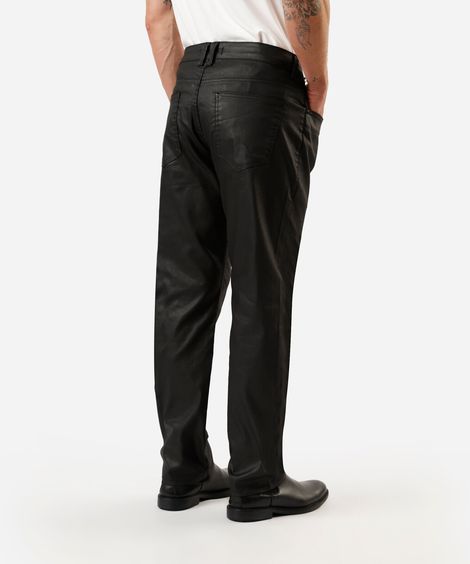 calça slim masculina de sarja resinada preta