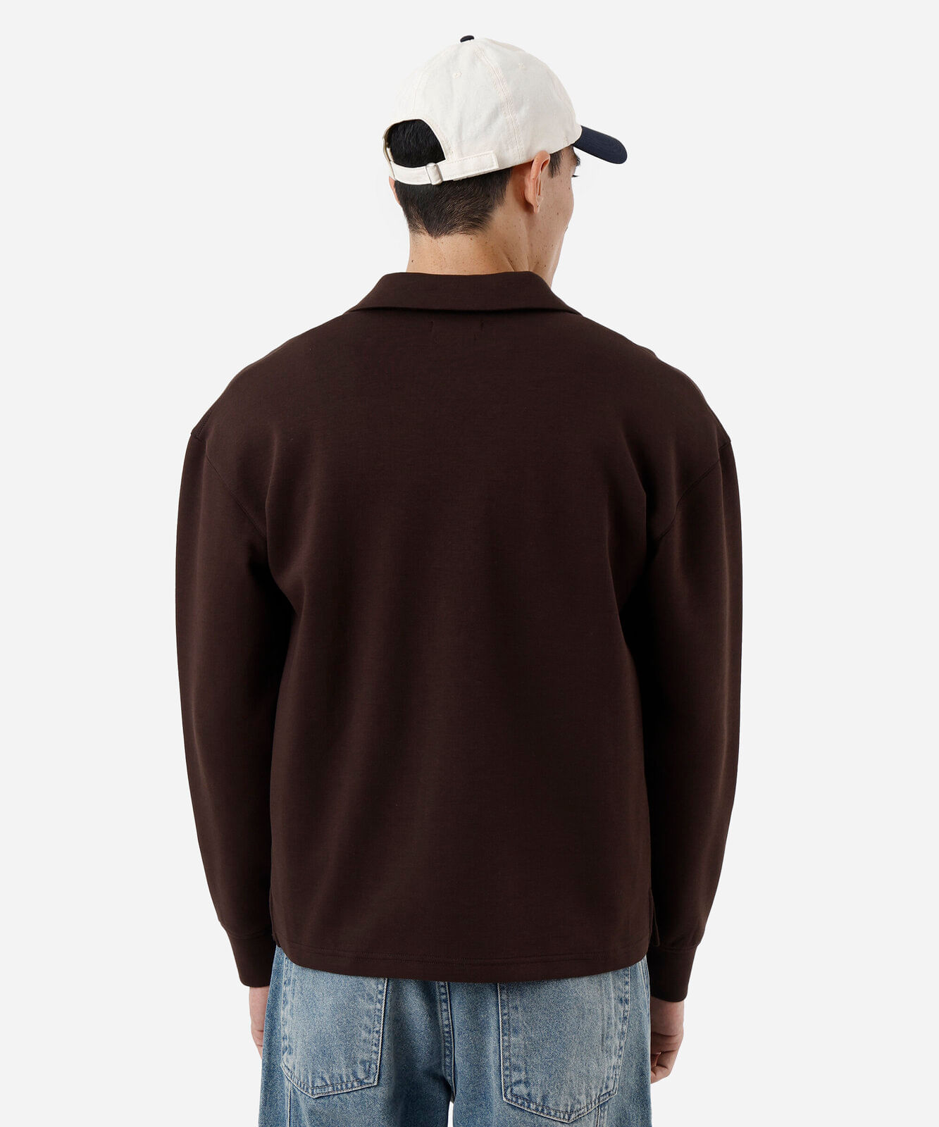 camiseta masculina manga longa com gola marrom