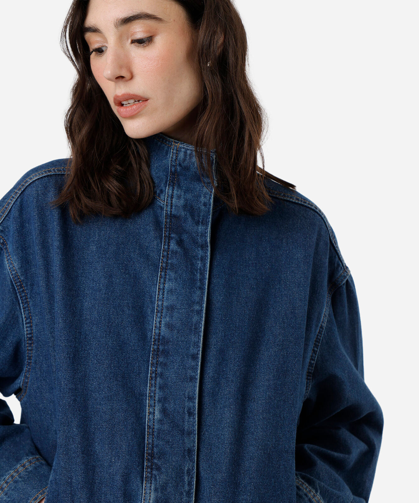 jaqueta balonê feminina jeans gola funnel neck azul