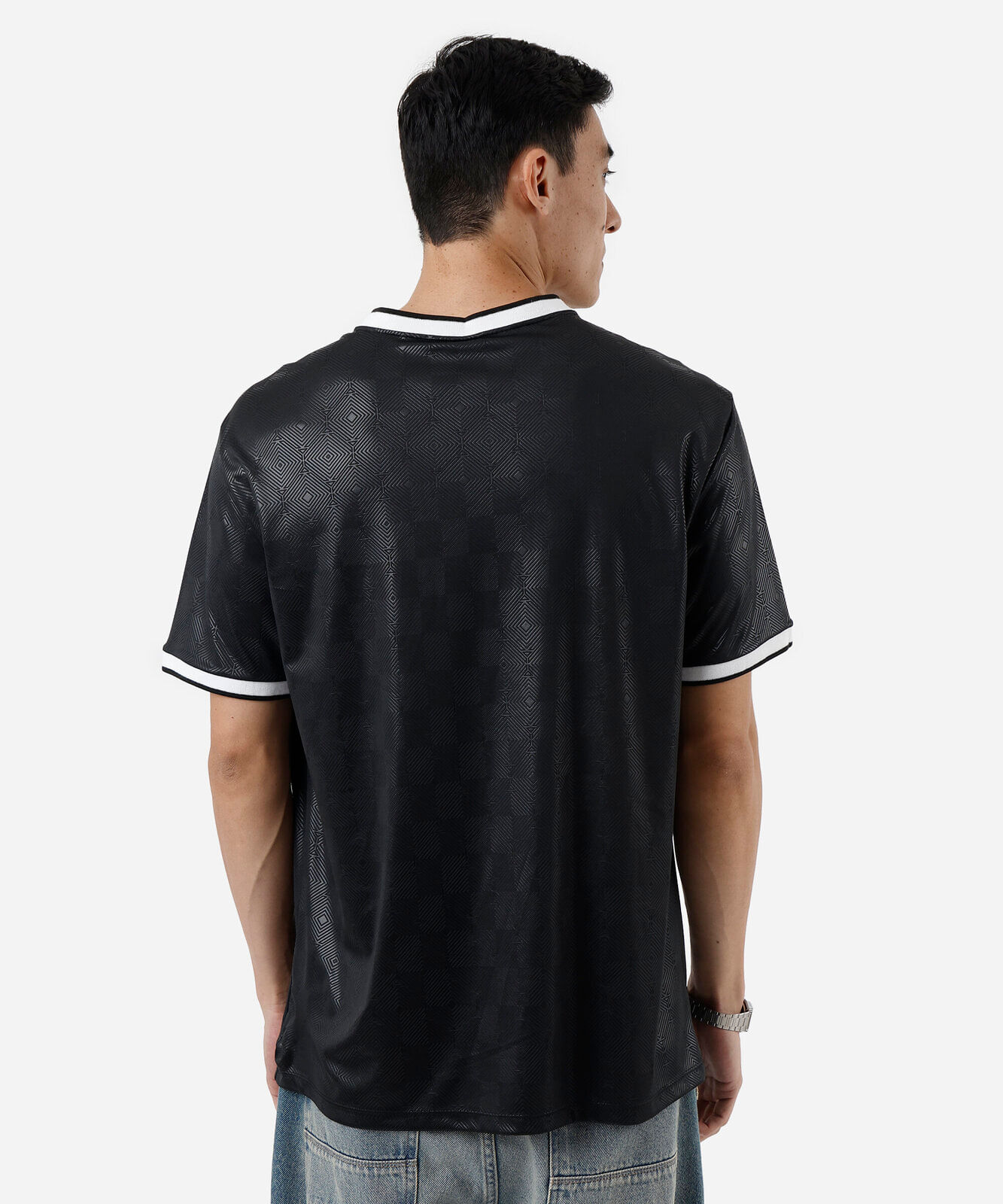 camiseta esportiva masculina manga curta estampada preta