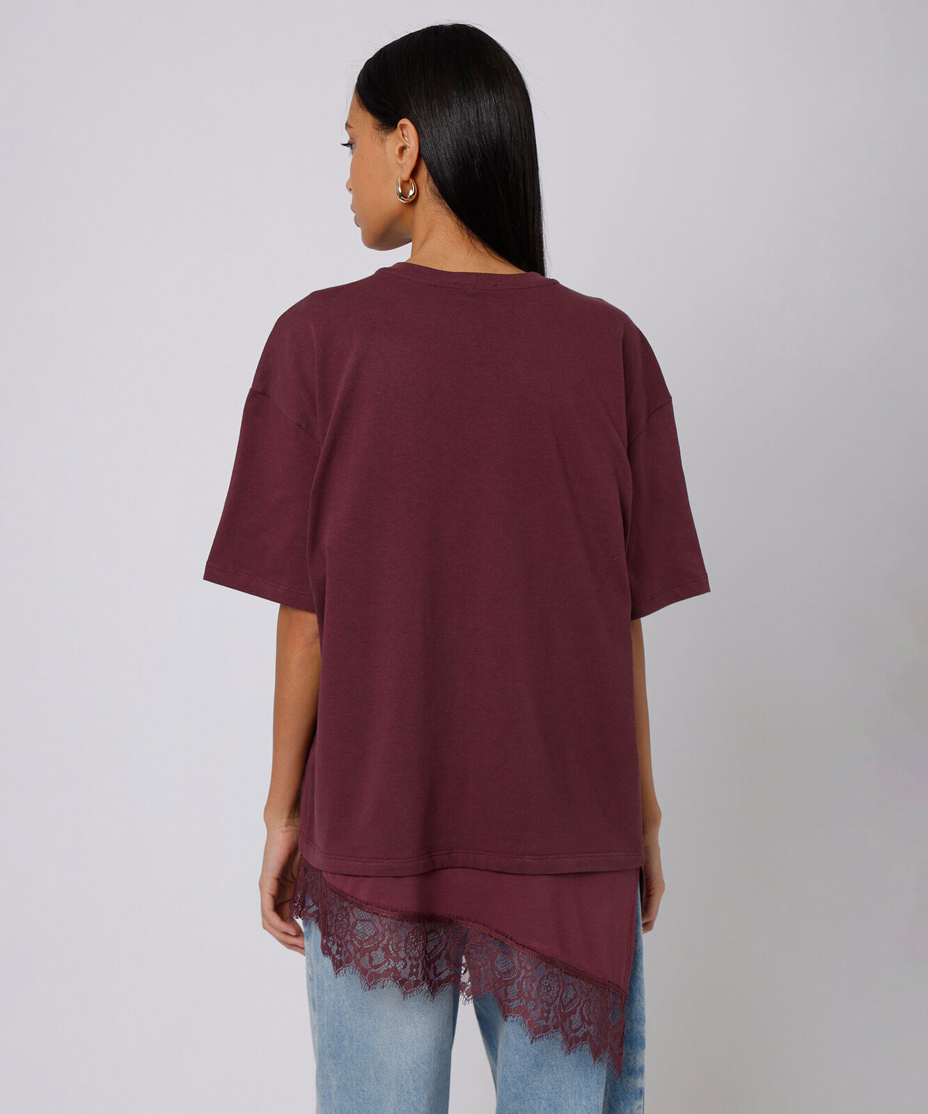 camiseta alongada feminina de algodão com renda mindset vinho