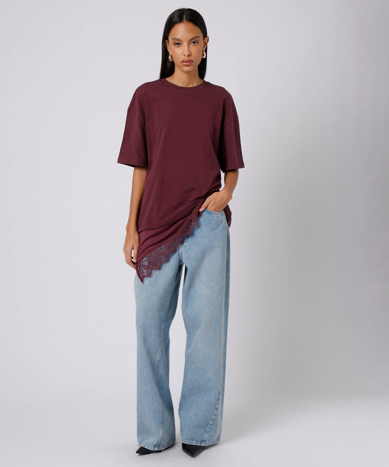 camiseta alongada feminina de algodão com renda mindset vinho