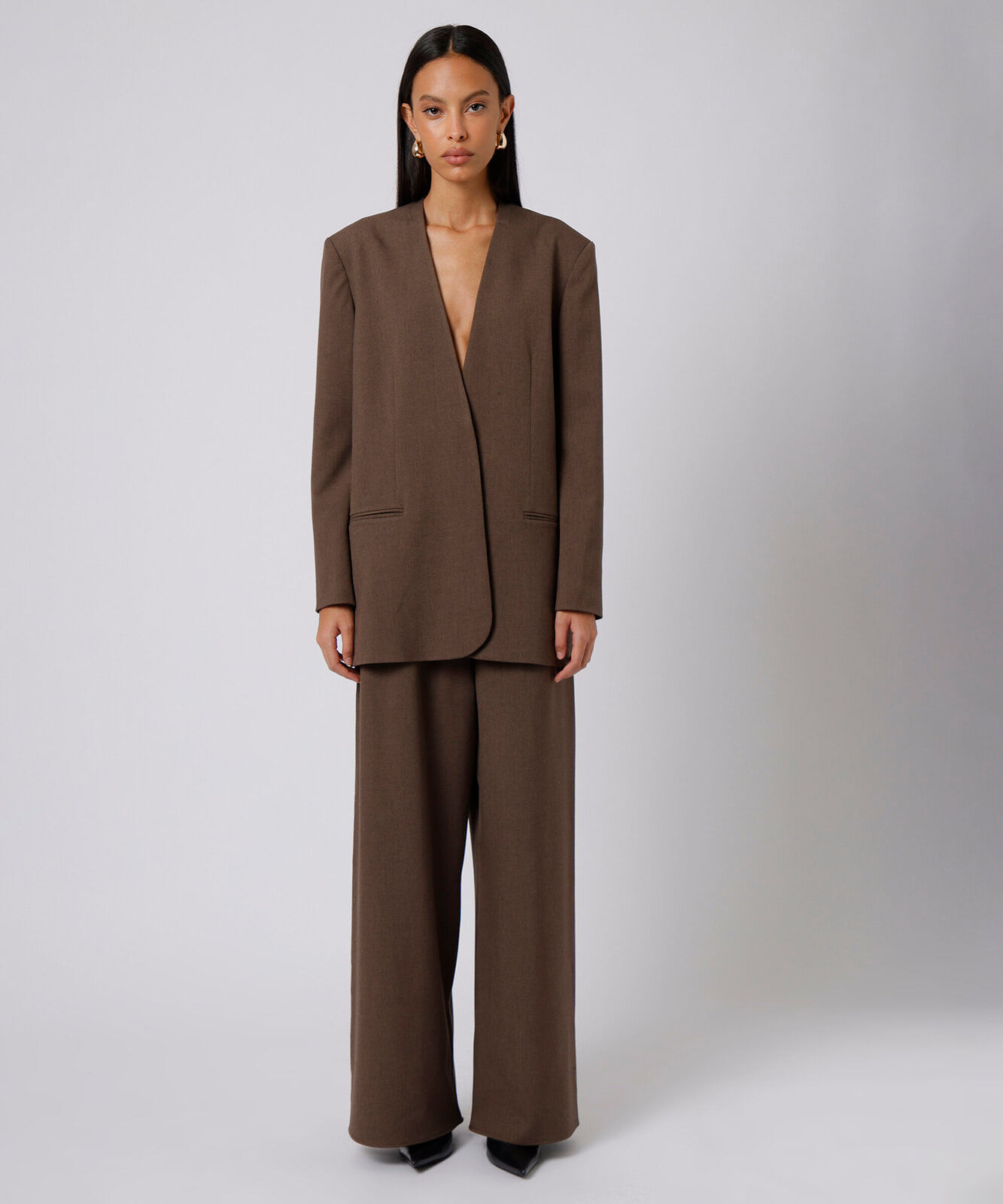 blazer de alfaiataria feminino sem lapela mindset marrom