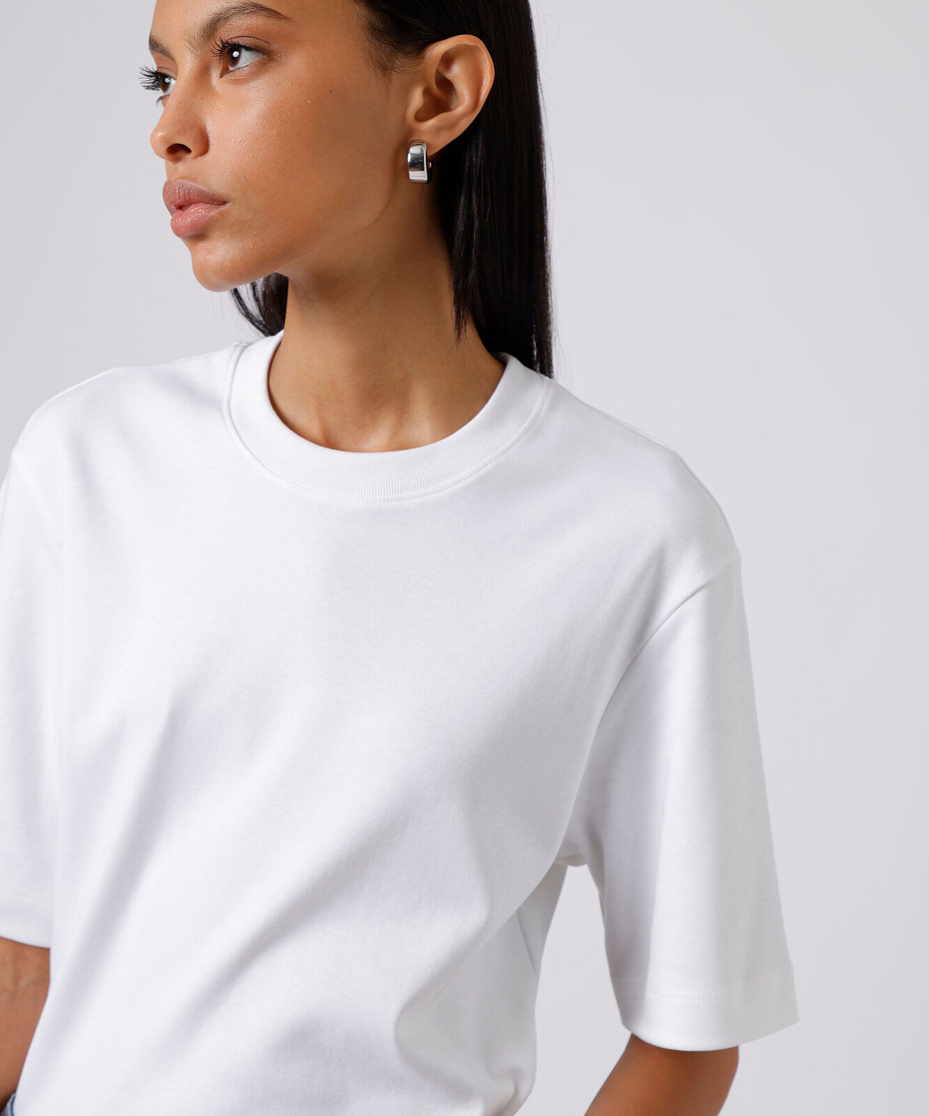 camiseta box fit feminina de algodão peruano mindset branca