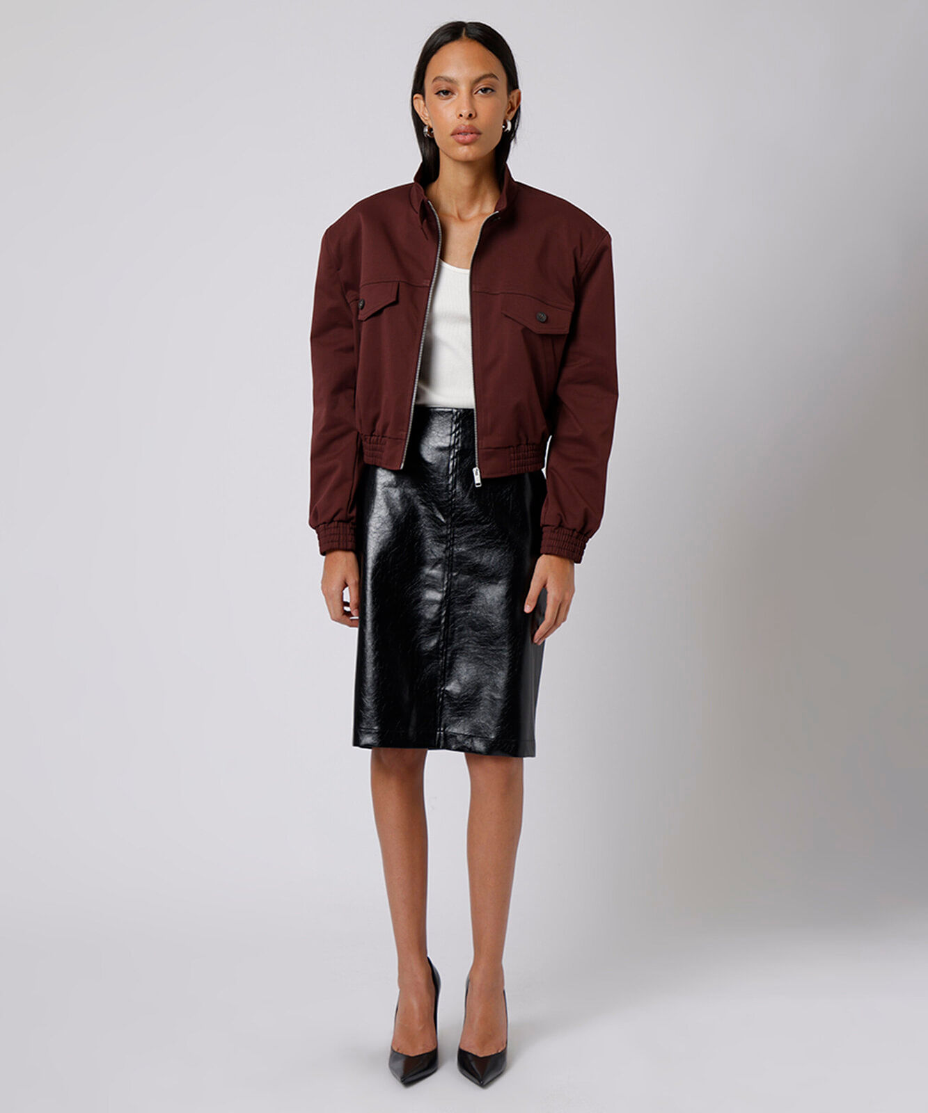 saia midi lápis feminina de pu texturizada mindset preta