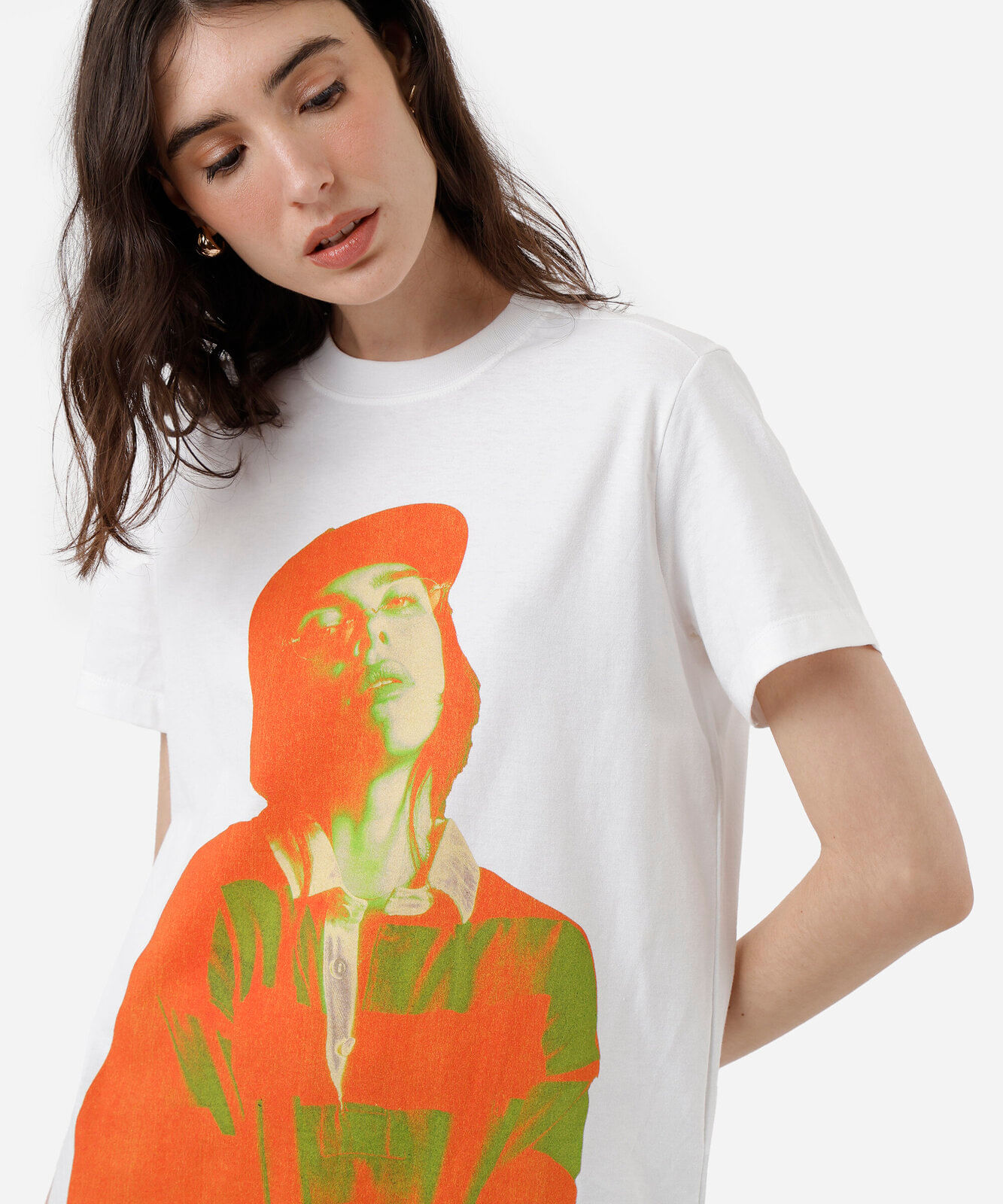 camiseta feminina de algodão manga curta billie eilish off white